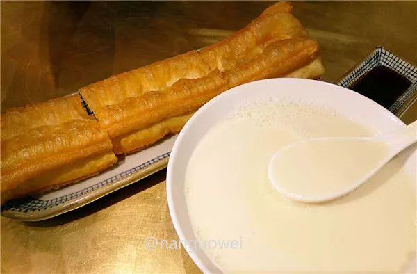 刷爆南宁人的朋友圈,网红油条南宁