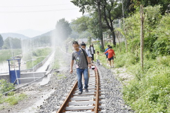 媒体工作者的责任与担当是什么,媒体自身担负的责任