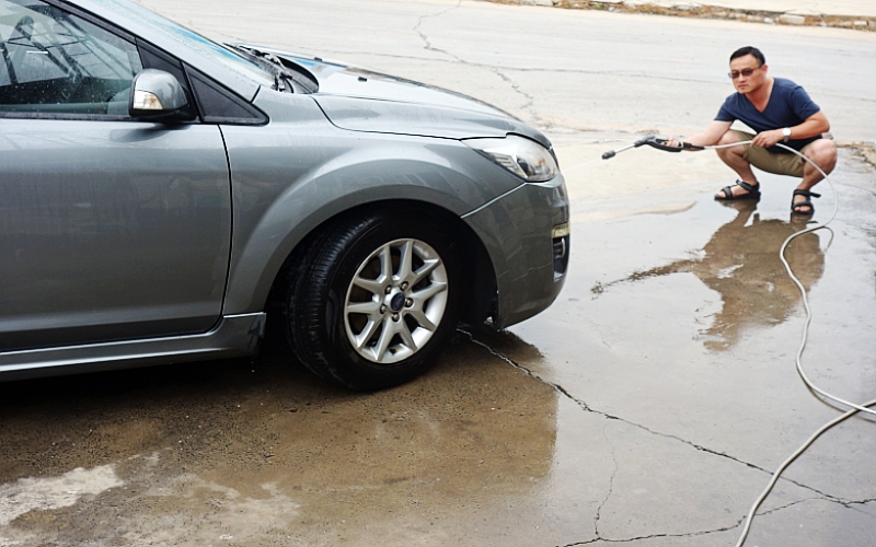 洗车干净不伤车漆从此告别洗车店,洗车不再烦恼