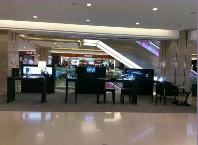 8848钛金手机真实广告,8848手机当年的广告