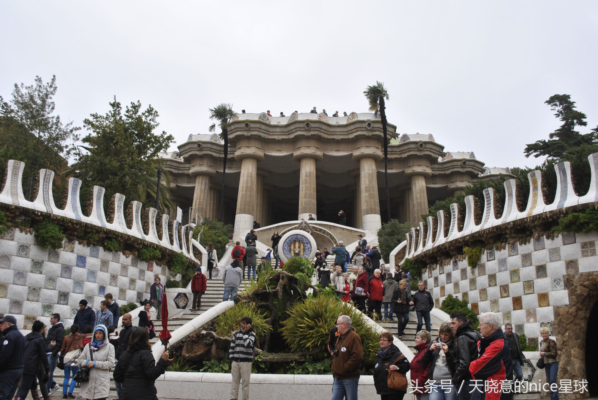 巴塞罗那旅游攻略两日游多少钱,巴塞罗那一日游必去景点