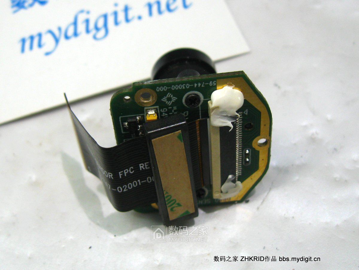 拆解趴趴狗隐藏式行车记录仪,行车记录仪拆解解析