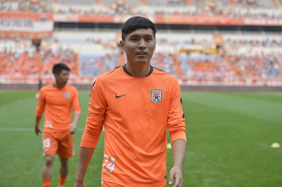 鲁能进球佩莱吗,鲁能神锋佩莱