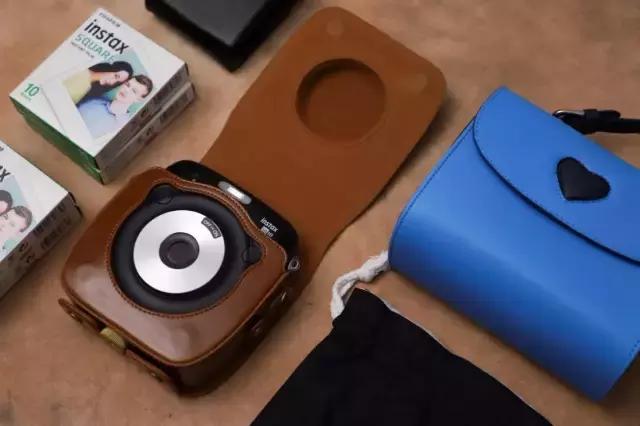 富士新品instaxsquaresq1拍立得,富士拍立得instaxsq10怎么用