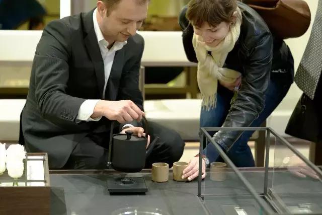 这只高颜值电水壶，美到连英国亲王都想要？｜百匠大集