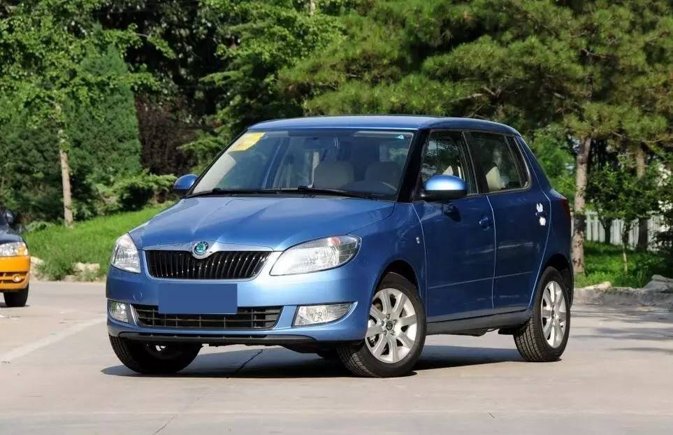 搬砖小伙想买二手车娶媳妇,门卫大叔给他推荐了这6款合资车