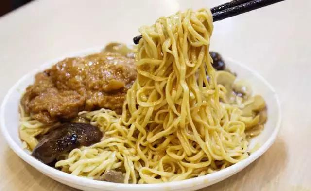 最好吃的冷面推荐,40度的天吃一碗麻辣烫