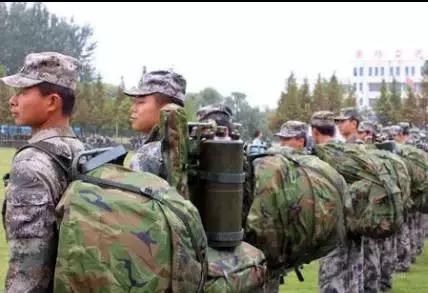 建军90周年：我军“锅碗瓢盆”那些事儿，这回全明白了