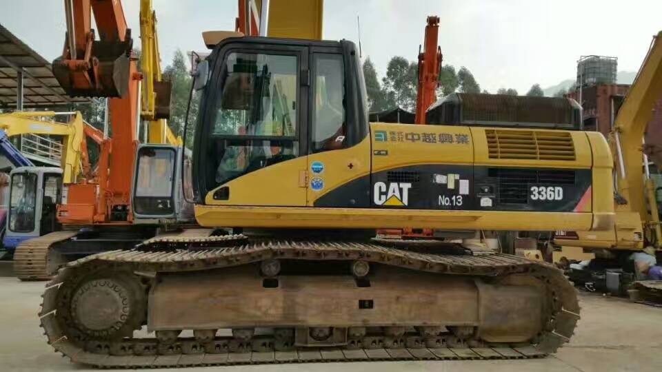 二手挖掘机现场实拍,二手挖掘机直击现场