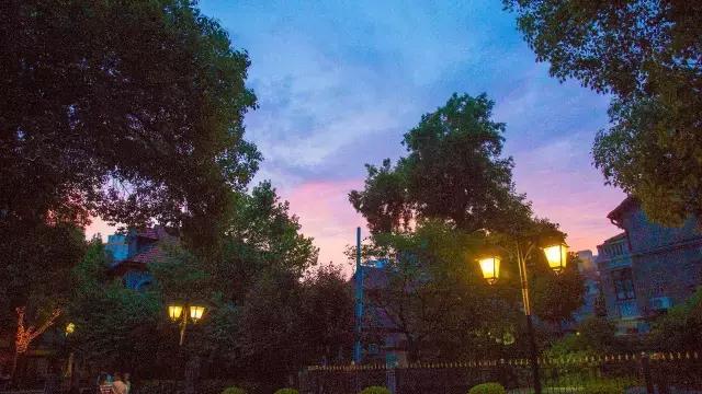 高温下的上海城市,上海40度以上高温