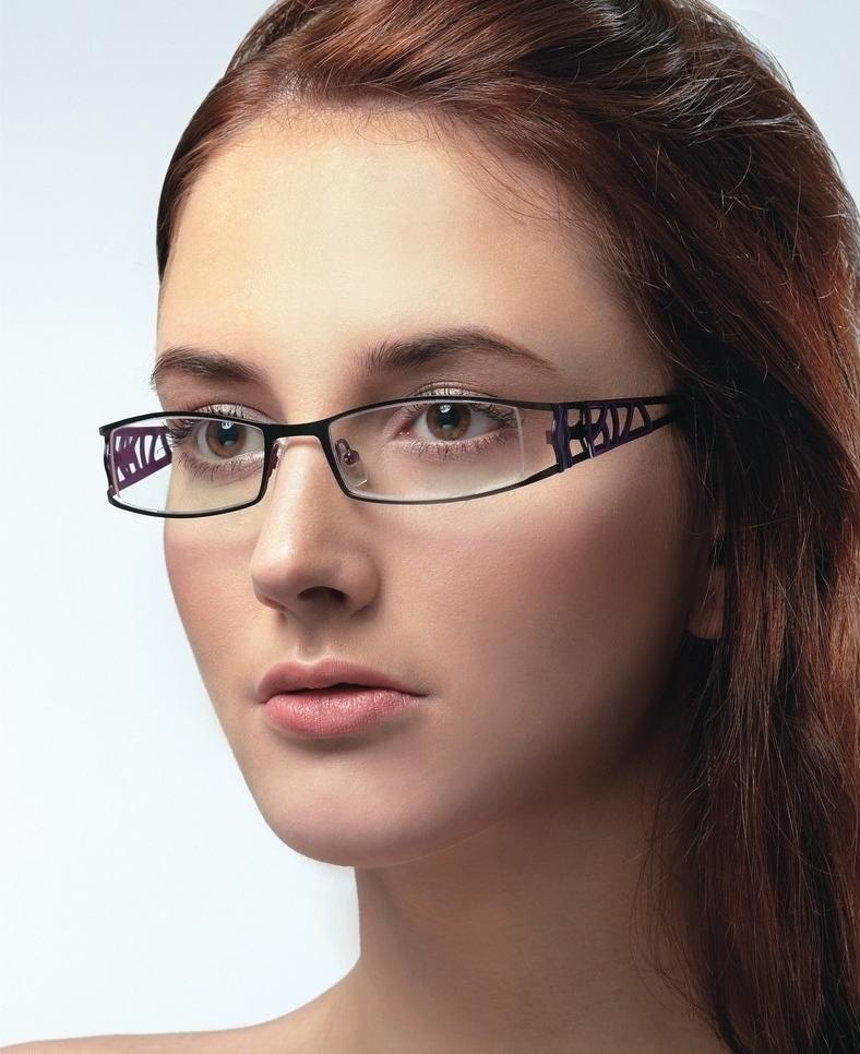 眼镜掉金漆怎么办,眼镜掉漆返厂怎么修