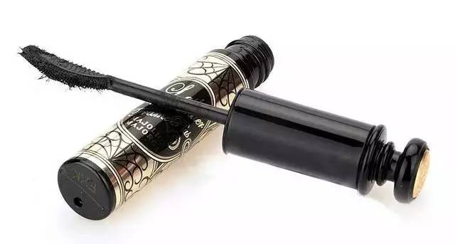 90%的女生没有选对睫毛膏!难怪睫毛刷成苍蝇腿