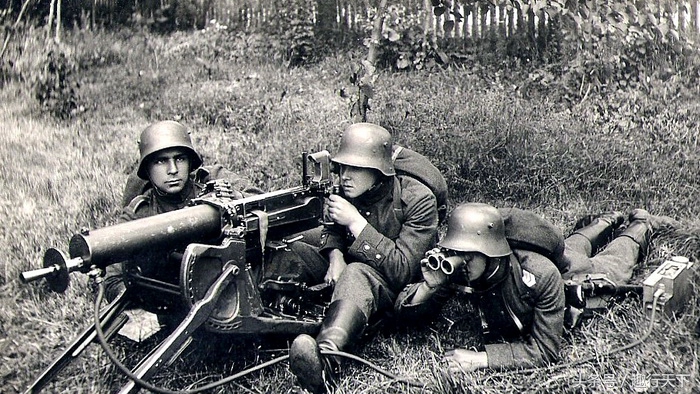 一战英军进攻柏林,一战英军冲锋真实纪录片