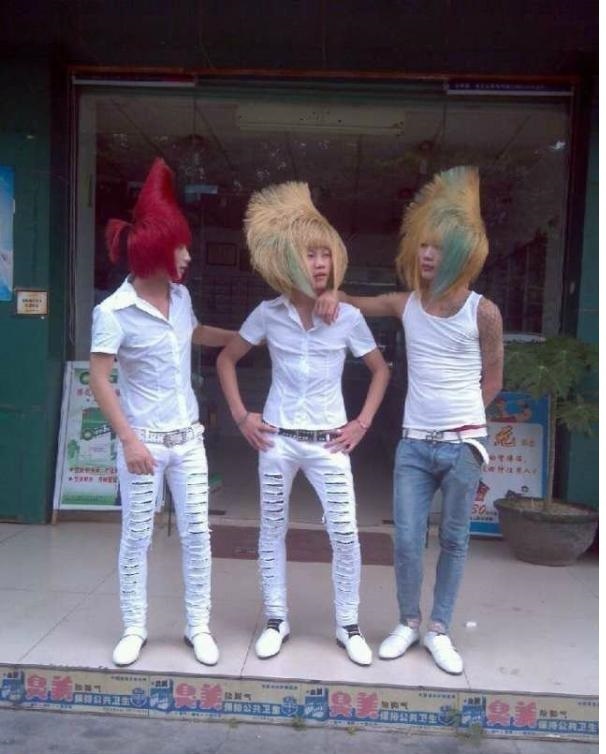 葬爱家族缺一块水泥地,广西葬爱家族水泥地斗舞完整视频