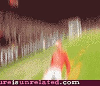 足球搞笑的gif,足球场上永不放弃的名场面gif