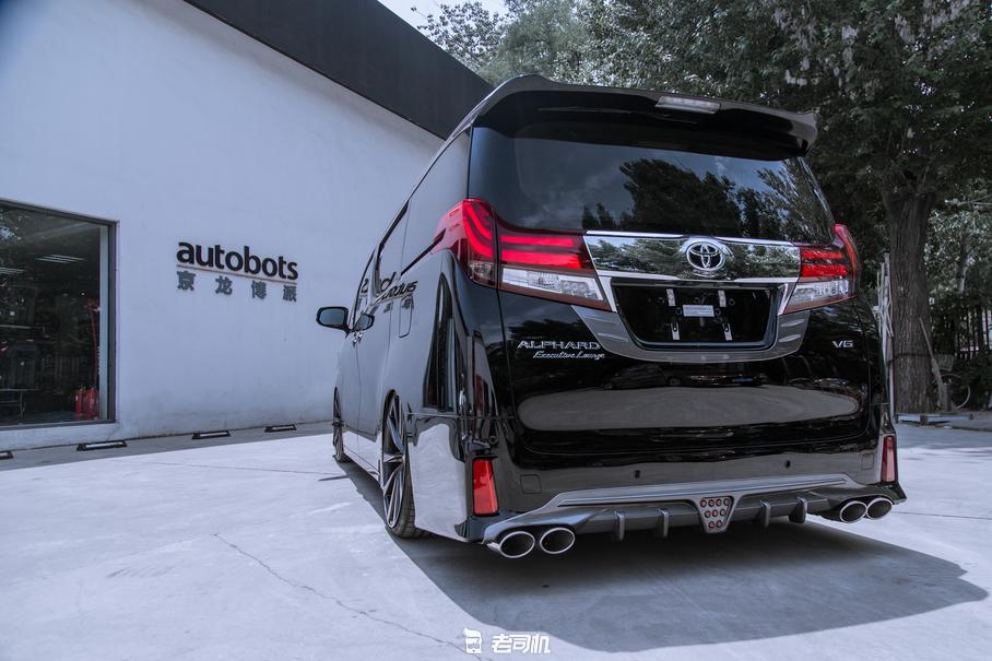 100万元左右买埃尔法推荐吗,100万买埃尔法不如买领航员