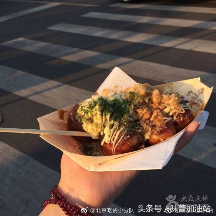 日本大厨做的章鱼烧,日本街头小吃章鱼烧的制作