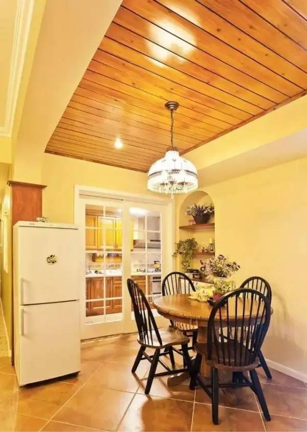 家用冰箱可以直接放在阳台吗,冰箱放阳台的最佳位置