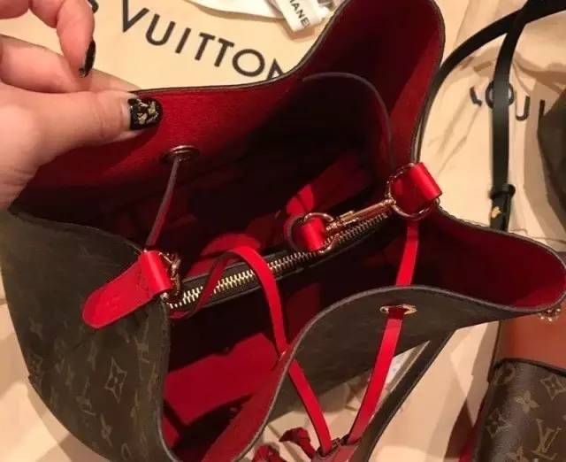 男生必买的十种包包,男人必买的20个包包