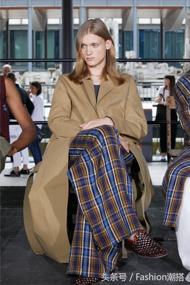 法国奢侈品牌时装秀场2021,acnestudios中文名字