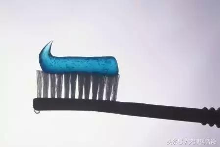 刷牙之后立刻吃东西有影响吗,刷牙后吃东西味觉失灵