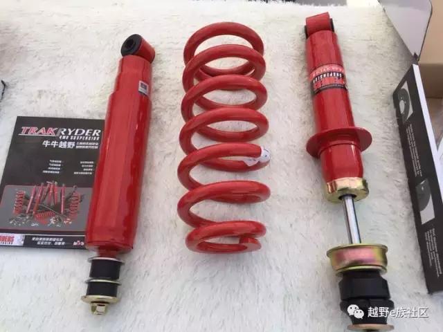 丰田陆霸3400是05年的车,05年路霸3400