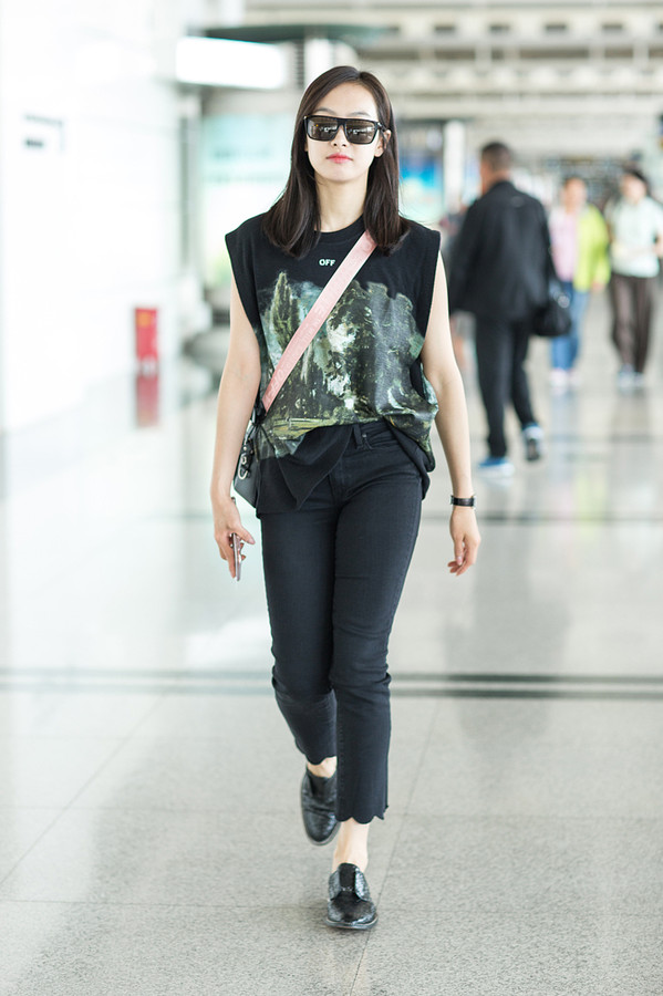 off-white算不算潮牌鼻祖,off-white主理人的遗作