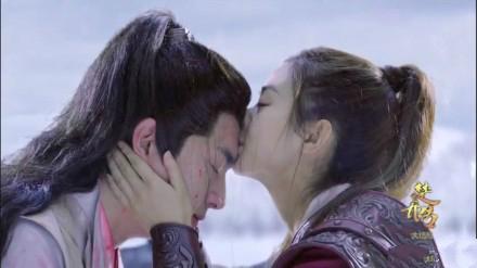 赵丽颖屡次为他人做嫁衣，从楚乔传到蜀山战纪到花千骨第二部被换角，是自愿还是人为