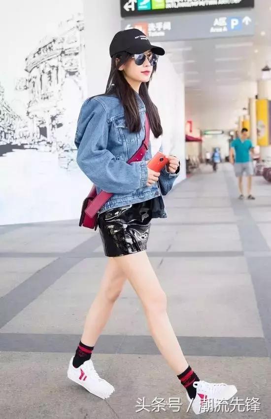 杨幂这双鞋子是什么牌子的,杨幂最近穿的回力小白鞋