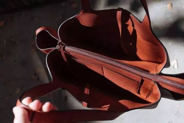 男生必买的十种包包,男人必买的20个包包