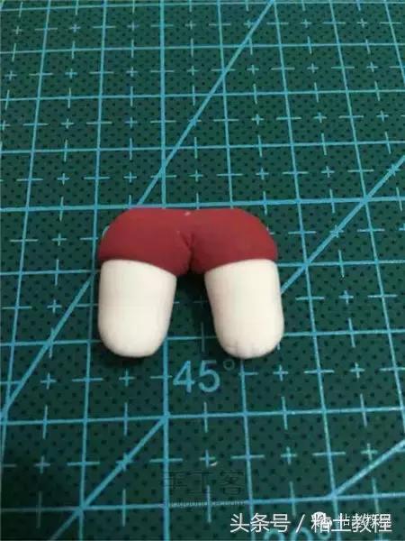 有个整天满地打滚胡吃海塞的小女孩，却人人都喜爱，彩泥手工干物妹小埋教你开心捏起来