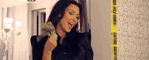 我是如何摆脱月光族，还能没事浪一浪的