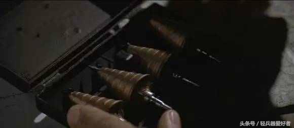 “*博兰**之牙到铁血战士”现代弓箭们的电影传奇