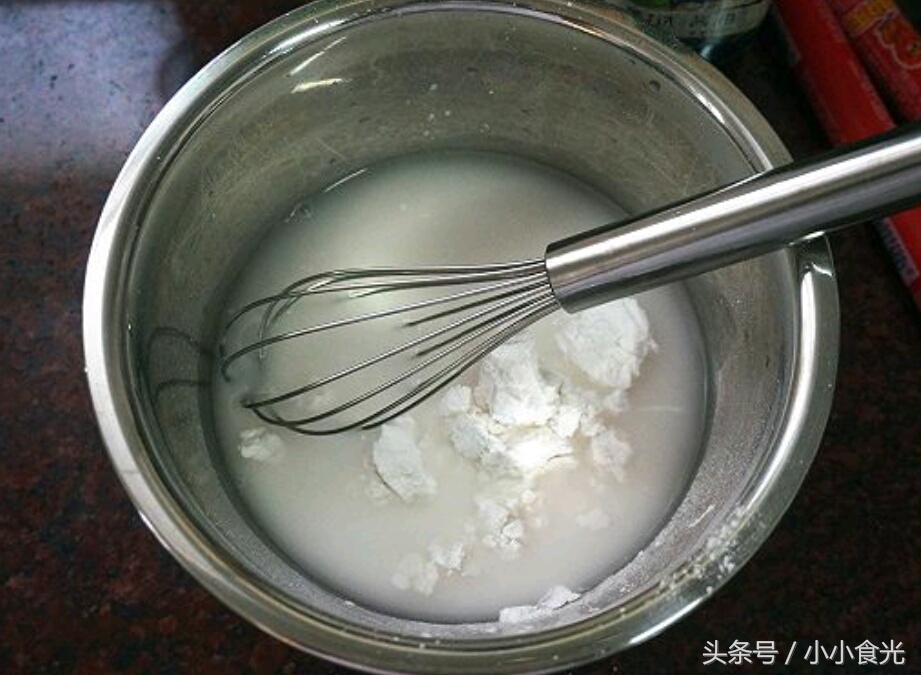 夏天来一份冰凉沁甜的芒果肠粉,满足感一秒爆棚