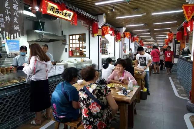 鑸屽皷涓婄殑鍗楅棬,鑸屽皷涓婄殑鍗楅棬缇庨鍥㈣喘