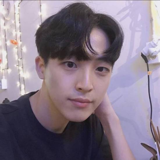 网红是怎么卖衣服的,网红卖衣服现状