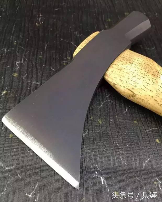 花哨的艺术刀不能比！唯一通过92年美国海豹部队残酷测试的刀具