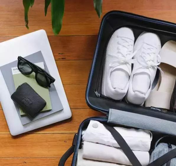 herschel双肩包灰粉,herschel双肩包带侧拉链