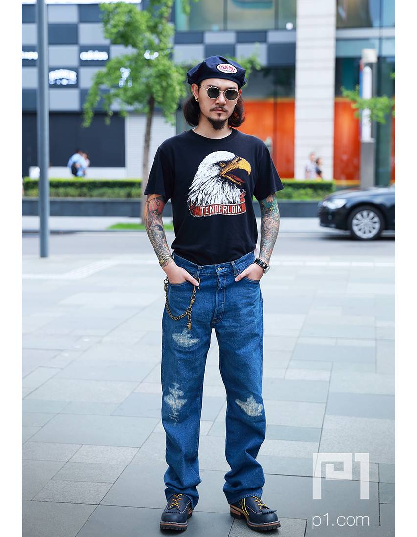 有这样一群摄影师，他们在街头用相机记录了成都人的时尚进化