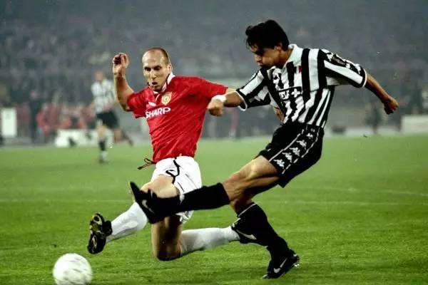 球员时代的你退役了,足坛再无因扎吉,禁区之王44岁生日快乐!