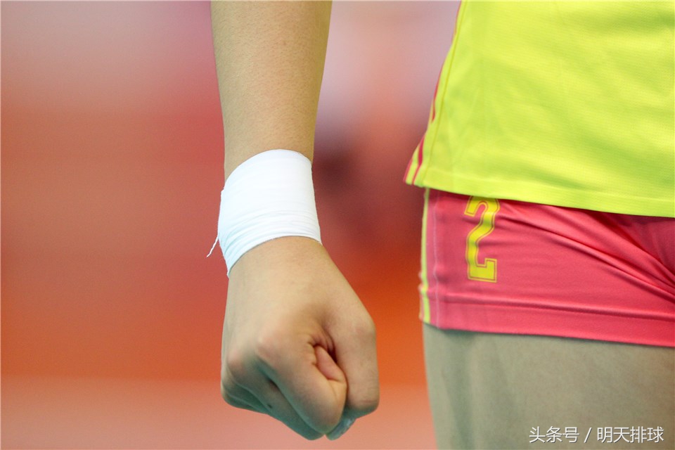 中国女排1-3不敌意大利队,中国女排以2:3惜败意大利之后成绩