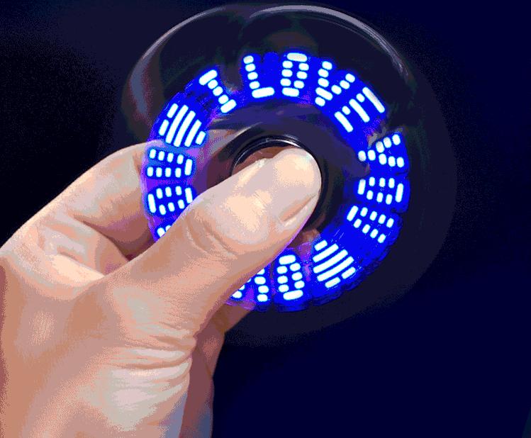 打假方形强光手电筒真实测评,手持补光灯真实测评