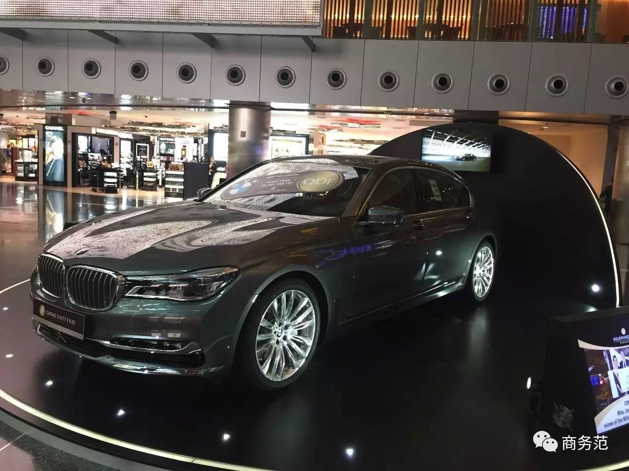 这个免税店大牌彩妆65折，手表买一送一，我可能逛了假机场