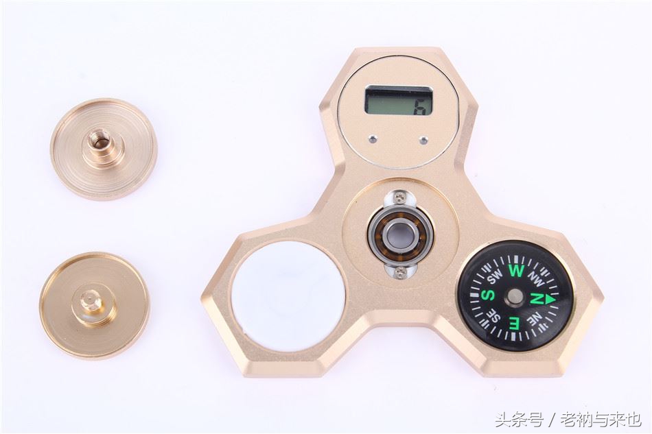 打假方形强光手电筒真实测评,手持补光灯真实测评