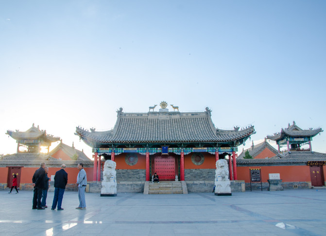 天堂草原锡林郭勒歌词及对白,真正的内蒙古锡林郭勒大草原