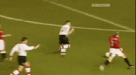 足球进球精彩瞬间大罗,足球经典进球精彩瞬间