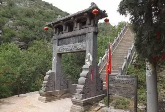 河南最有名的寺庙有哪些,河南有名的佛教圣地