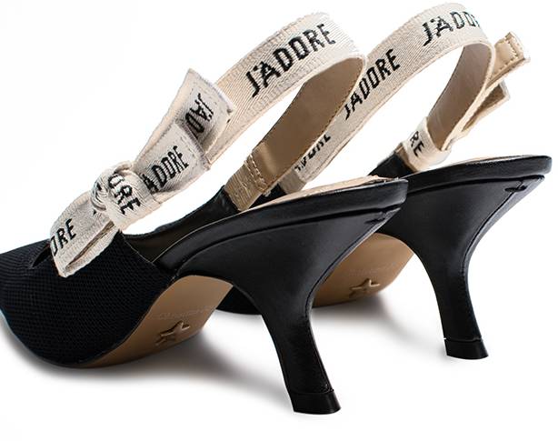 当你看到正品之后再看高仿,看见别人买正品就到处找淘宝同款