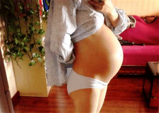 孕妇符合顺产条件却死活不肯顺产，医生问起原因其难以启齿