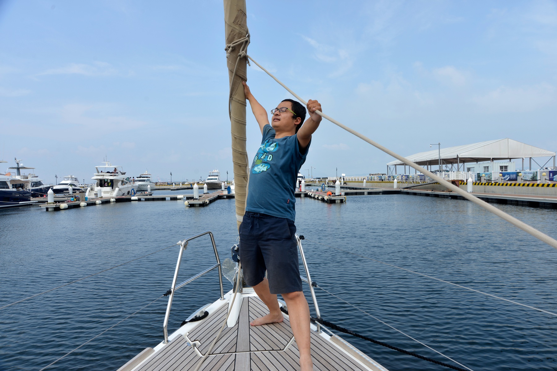 斯柯达明锐旅游海边,斯柯达明锐旅行车西藏自驾游